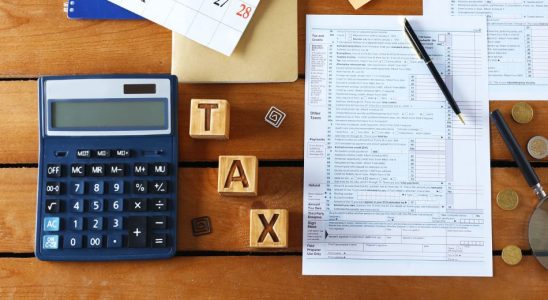 How to Calculate Income Tax in India?