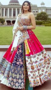 Ghagra Choli (Women) Gujarat