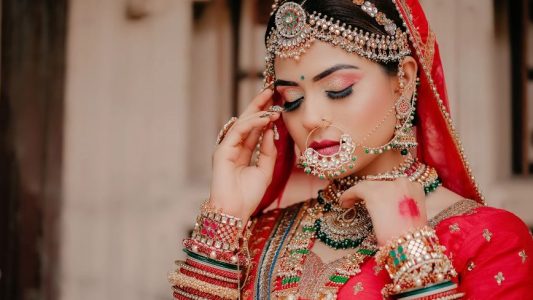 How Did Portuguese Colonization Influence Goa Clothing?