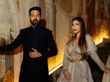 Falguni and Shane Peacock