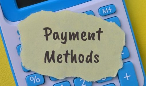 What Payment Methods Are Available for Instant Withdrawals?