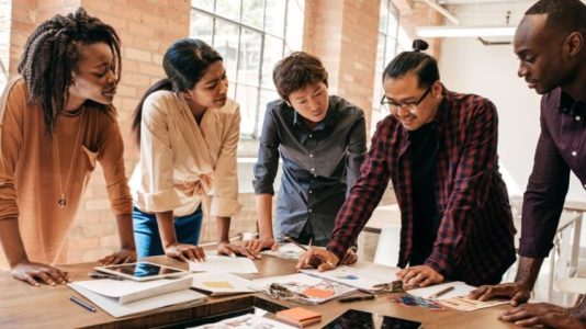 What Is the Timeline and Structure of the Startup Singam Program?