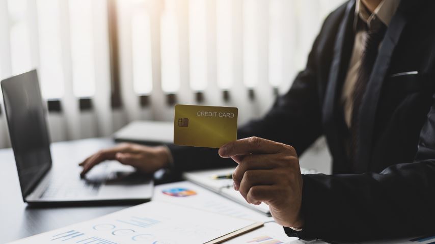 How to Increase Axis Bank Credit Card Limit?