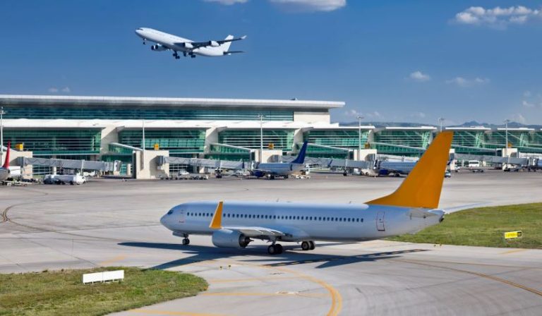 Top 10 India's Largest Airport